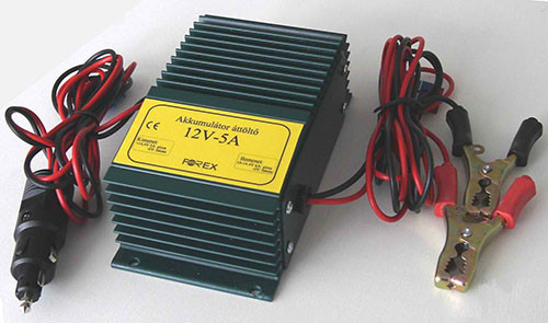 12V 5A áttöltő